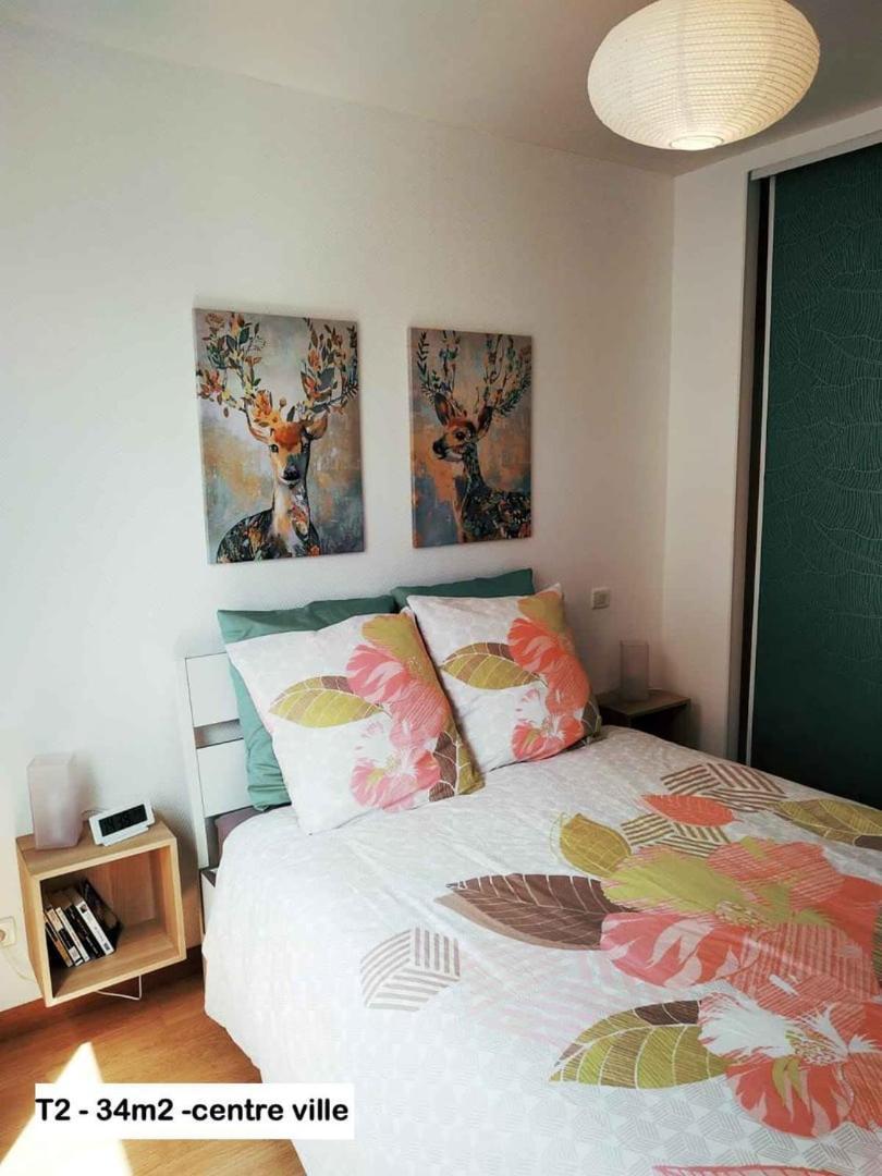 Ferienwohnung 2 Min Walk From Train Station And Center Of Tours Exterior foto